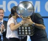 Dimanche 24 octobre 2010, Roger Federer a remporté le 64e titre de sa carrière, à Stockholm. Son trophée lui a été remis par la princesse Victoria de Suède.