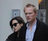 Paul Bettany et sa femme Jennifer Connelly dans les rues de New York, le 8 octobre 2010