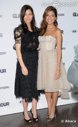 Les ravissantes Jessica Biel et Eva Mendes, à l'occasion des Glamour Reel Moments, qui se sont tenus à la Director's Guild of America, à West Hollywood, le 25 octobre 2010.