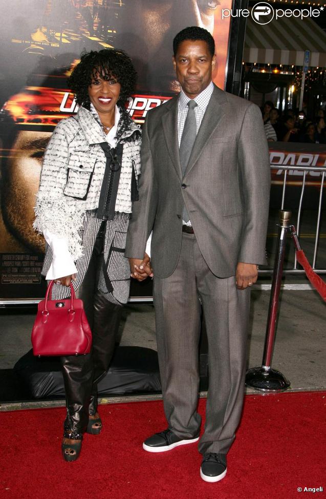Denzel Washington et sa femme, à l'occasion de l'avant-première de  Unstoppable , au Regency Village Theatre de Westwood, à Los Angeles, le 26 octobre 2010.