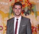 Liam Hemsworth lors de la Emirates Melbourne Cup durant le Melbourne Cup Carnival en Australie le 2 novembre 2010