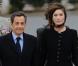Carla Bruni et Nicolas Sarkozy accueillent le président Hu Jintao et sa femme à Orly le 4 novembre 2010