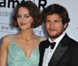 Marion Cotillard et Guillaume Canet, le couple-star du cinéma français, a séduit 4 millions de spectateurs en France avec <em>Les Petits Mouchoirs</em>, sorti le 20 octobre 2010.