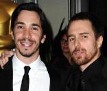 Justin Long et Sam Rockwell, lors de la grande cérémonie des Governors Awards, qui s'est tenue à Los Angeles, le 13 novembre 2010.