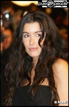 Jenifer accorde une interview à  France-Soir  dans laquelle elle s'exprime notamment sur la télé-réalité et sur la presse people.