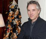 Olivier Lapidus à l'inauguration de l'exposition Sapins de Noël Fashion 2010. 23 novembre 2010