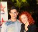 Anaïs Delva et Golan Yosef, qui appartiennent à la troupe de la comédie musicale Dracula, donnent le coup d'envoi des illuminations de Noël du centre commercial Les Quatre Temps à La Défense, vendredi 26 novembre.