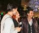 Kamel Ouali, Anaïs Delva et Golan Yosef, de la comédie musicale Dracula, donnent le coup d'envoi des illuminations de Noël du centre commercial Les Quatre Temps à La Défense, vendredi 26 novembre.