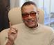 Jean-Claude Van Damme, délirant, pète les plombs à cause d'un réal' de pub !