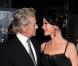 L'acteur Michael Douglas et sa femme, la très belle actrice catherine Zeta-Jones. 10 ans de mariage ça se fête non? 
