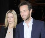 Laure Marsac et Guillaume Cramoisan lors du Prix du producteur français de télévision à Paris le 6 décembre 2010 dans la somptueuse salle Wagram