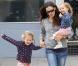Jennifer Garner et ses filles Seraphina et Violet faisant du shopping de Noël le 10 décembre à Santa Monica à Los Angeles