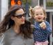 Jennifer Garner et ses filles Seraphina et Violet faisant du shopping de Noël le 10 décembre à Santa Monica à Los Angeles