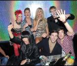 Stéphanie fête son anniversaire au Six Seven (Paris), entourée de ses amis de Secret Story : Charlotte, Benoît, Bastien, Thomas, John et Robin, mercredi 15 décembre.
