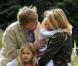 Willem-Alexander et Maxima des Pays-Bas posent avec leurs fillettes, Catharina-Amalia (7 ans), Alexia (5 ans) et Ariane (3 ans), au début de leurs vacances de Noël en Argentine, le 19 décembre 2010.