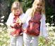 Willem-Alexander et Maxima des Pays-Bas posent avec leurs fillettes, Catharina-Amalia (7 ans), Alexia (5 ans) et Ariane (3 ans), au début de leurs vacances de Noël en Argentine, le 19 décembre 2010.