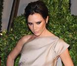 Victoria Beckham porte une robe de sa création à la soirée Vanity Fair des Oscars, le 17 mars 2010.