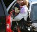 Jessica Alba en plein shopping de dernière minute le 24 décembre 2010 à Los Angeles