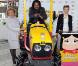 Lorie, Christian Karembeu et Bernadette au lancement de l'opération Pièce Jaunes, le 5 janvier 2010.