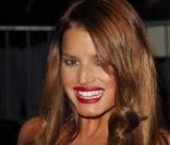 Jessica Simpson ne mise pas tout sur son physique (hum...)