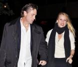 Nicollette Sheridan et son petit ami Steven Pate ont été photographiés à la sortie d\'un restaurant de West Hollywood, mardi 11 janvier 2011.