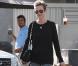 Laeticia Hallyday dans un look rock étudié porte la coupe garçonne comme personne. On salue son pantalon à empiècements cuir.