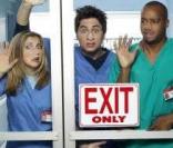 Surfant sur la tendance,  Scrubs  débarque en 2002. Humour et comédie garantis.