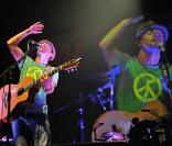 Jason Mraz, prêt à mettre son mariage entre parenthèse pour défendre le mariage homosexuel