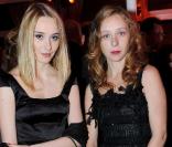 Déborah François et Sylvie Testud lors du dîner de la mode contre le Sida, le 27 janvier 2010