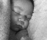 La photo du premier enfant du mannequin Doutzen Kroes et de son mari Sunnery James, Phyllon.