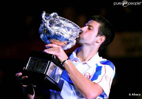 Le 30 janvier 2011 Novak Djokovic n'a fait qu'une bouchée d'Andy Murray pour remporter son deuxième trophée en Grand Chelem, trois ans après son premier triomphe à Melbourne.