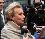 Bernadette Chirac, lancement de l'opération Pièces jaunes, à Paris, le 5 janvier 2011