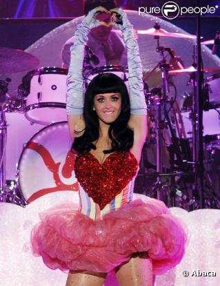 Katy Perry en concert à Milan, le 23 février 2011