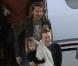 Nicole Kidman, son mari Keith Urban et leurs filles Sunday Rose et Faith Margaret, à l'aéroport de Los Angeles le 15 février 2011