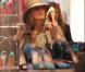 Blake Lively et sa mère font des essayages  de chaussures chez Christian Louboutin (Paris, 5 mars 2011)