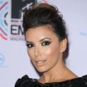 Eva Longoria : Encore un bisou à son Eduardo, elle ne se cache plus !