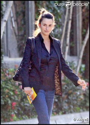 Penelope Cruz à Santa Monica, le 9 mars 2011
