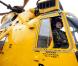Le prince William, en exercice de sauvetage à bord d'un hélicoptère Sea King le 31 mars 2011 à Anglesey, a confié sa nervosité à moins d'un mois de son mariage, qui l'empêche même de trouver le sommeil !