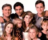 John Stamos interprétait l'oncle Jesse dans la série culte La Fête à la maison.