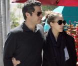 Jessica Alba et Cash Warren dans les rues de Los Angeles le 8 avril 2011