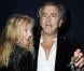 Arielle Dombasle tord le cou à ce "pur poison" de rumeur et crie son amour !