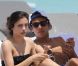Noah Becker et sa petite amie Rafaela Remy, sont à la plage à Miami le 18 avril 2011 