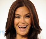 Interviewée sur le plateau de l'émission Extra, Teri Hatcher révèle la maladie dont elle souffre.