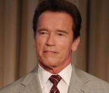 Arnold Schwarzenegger - ici à Cannes, le 4 avril 2011, où il a été fait Chevalier dans l'Ordre de la Légion d'Honneur -, fera son grand retour au cinéma dans  Terminator 5 .
