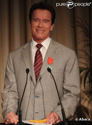 Arnold Schwarzenegger - ici à Cannes, le 4 avril 2011, où il a été fait Chevalier dans l'Ordre de la Légion d'Honneur -, fera son grand retour au cinéma dans  Terminator 5 .