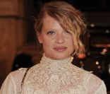 Mélanie Thierry à l\'inauguration de l\'exposition consacrée aux voitures de collection de Ralph Lauren, au musée des Arts décoratifs. Paris, le 27 avril