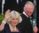 Le prince Charles et Camilla Parker Bowles lors du dîner de gala organisé par la Reine Elizabeth II la veille du mariage de Kate Middleton et du prince William à l'Hôtel Mandarin Oriental Hotel à Londres le 28 avril 2011