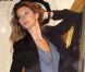 Gisele Bündchen : Elle fait sa promo en vitrine !