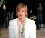 Thierry Amiel dans le making of du clip Rien ne se finit, de la comédie musicale Adam et Eve, La Seconde Chance