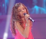Caroline Costa, en février 2008, sur le plateau des  Années Bonheur  (France 2).